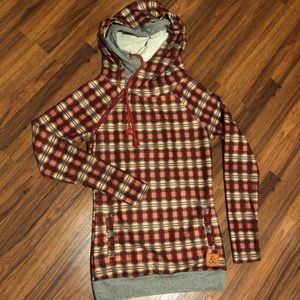 Mindy Maes Market DoubleHood